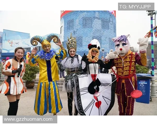 足球明星施展特效技能与小孩互动引发热议与欢笑