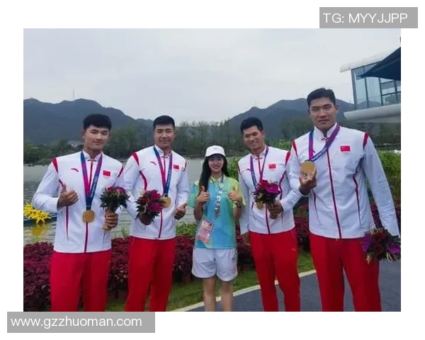 重庆排球队在亚运会中的灵活性表现引发热议展现出强大竞争力与团队协作精神 重庆排球队在亚运会中的灵活性表现引发热议展现出强大竞争力与团队协作精神